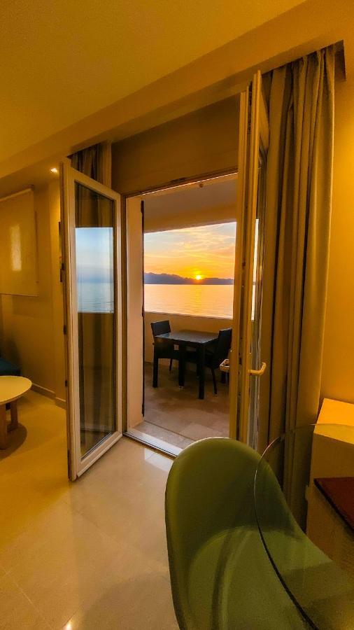 Hotel Tettola Сен-Флоран Екстер'єр фото